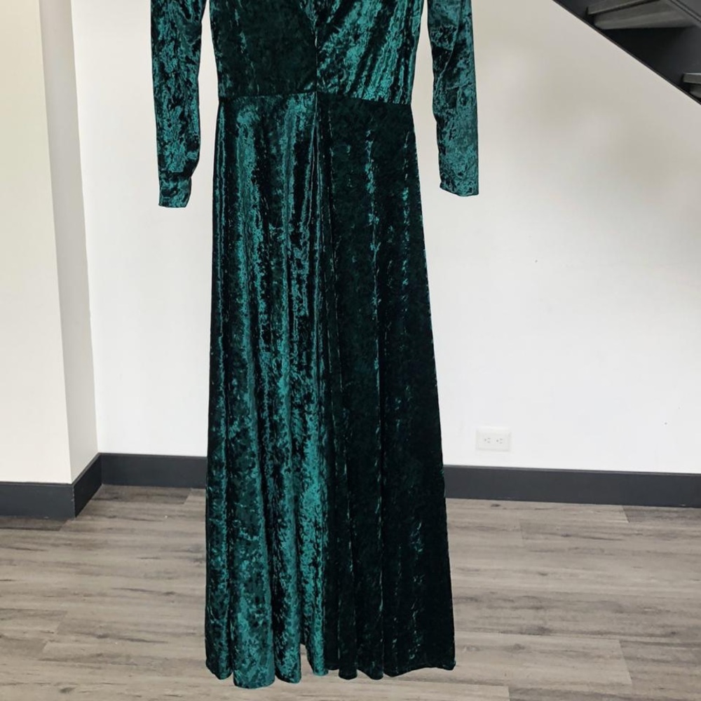 Dress - Picture 3 of 5